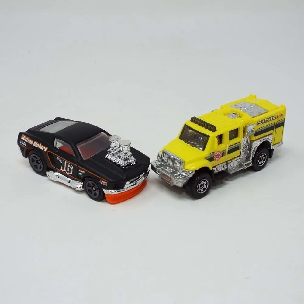 10 Pc Hot Wheels Bundle #195